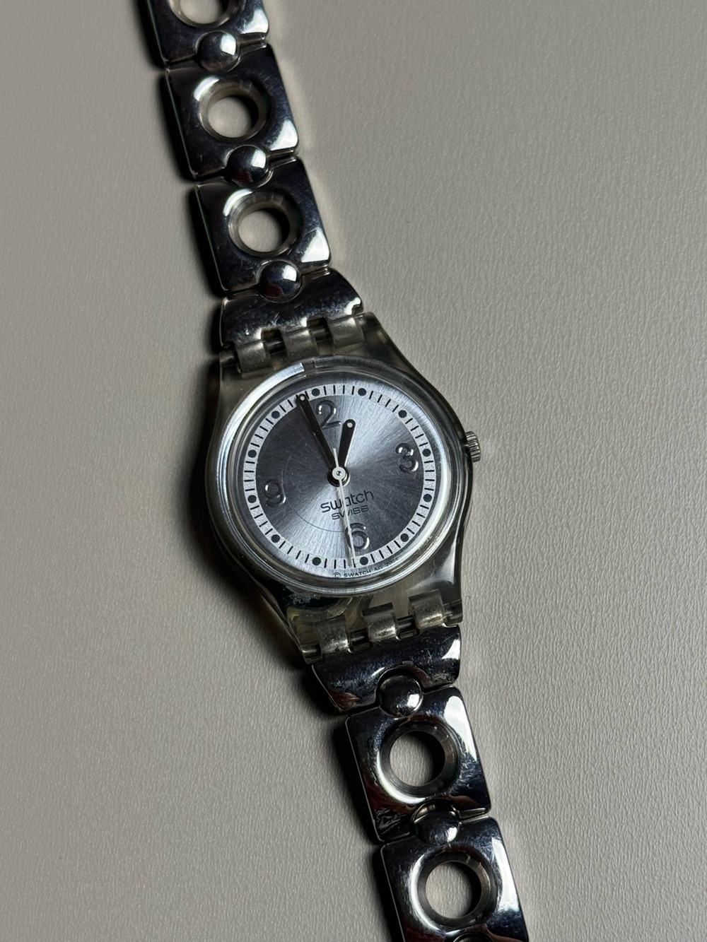 SWATCH 2004 Metallic Dune LK258G stainless steel bracelet quartz wristwatch
